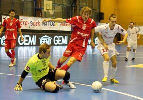 A-tým si vyzkoušel futsal